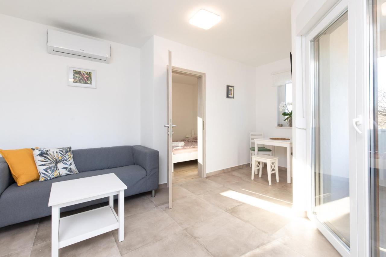 Apartments Brig Perfect Countryside Holiday! Кърк Екстериор снимка
