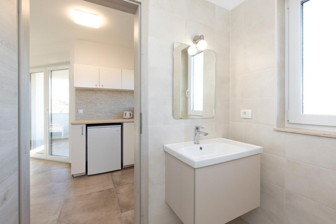 Apartments Brig Perfect Countryside Holiday! Кърк Екстериор снимка