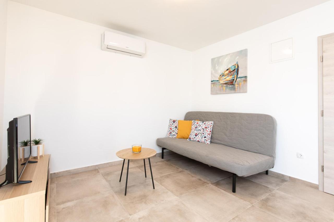 Apartments Brig Perfect Countryside Holiday! Кърк Екстериор снимка